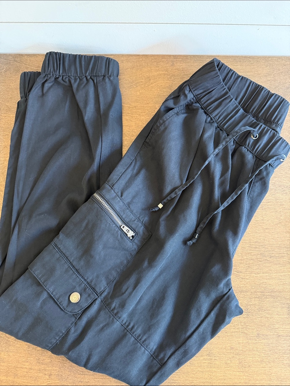 Banana Republic Black Cargo Jogger Pants with Drawstring Waist
